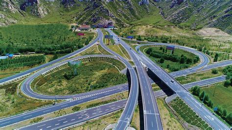 筑路架橋，連通未來——中建交通山東公司公路工程建設(shè)紀(jì)實